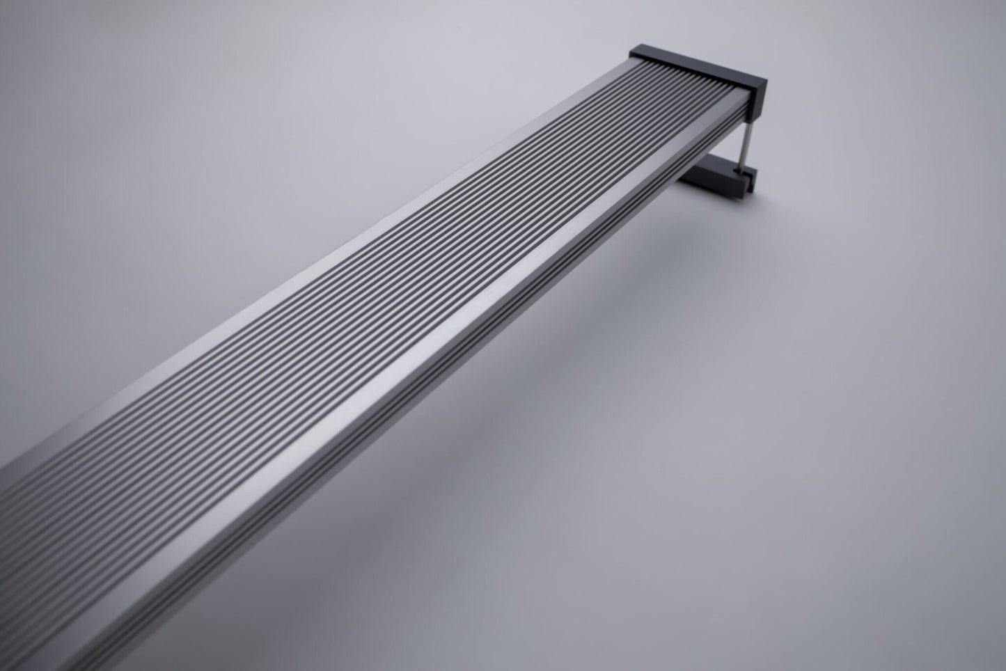 Twinstar A Line (Version II) WRGB LED Aquarium Light for Planted and Freshwater Tanks